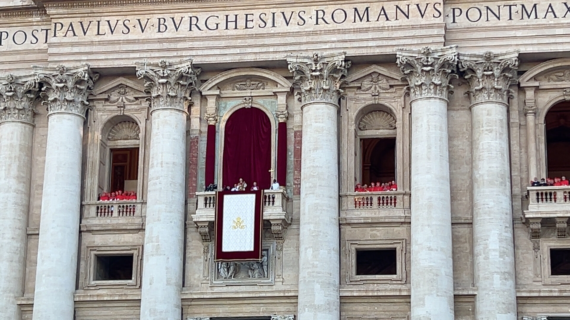 Il Vescovo Rumeo alla Diocesi: “Con Papa Leone XIV, una Chiesa che accoglie, dialoga e cammina”