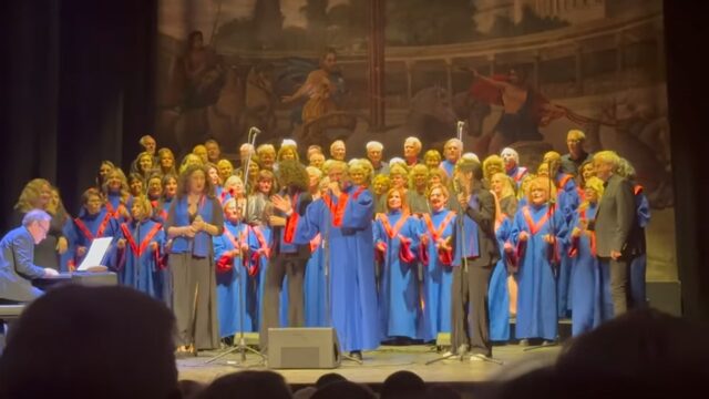 Modica, successo per il concerto del Gospel Choir dedicato a Papa Francesco