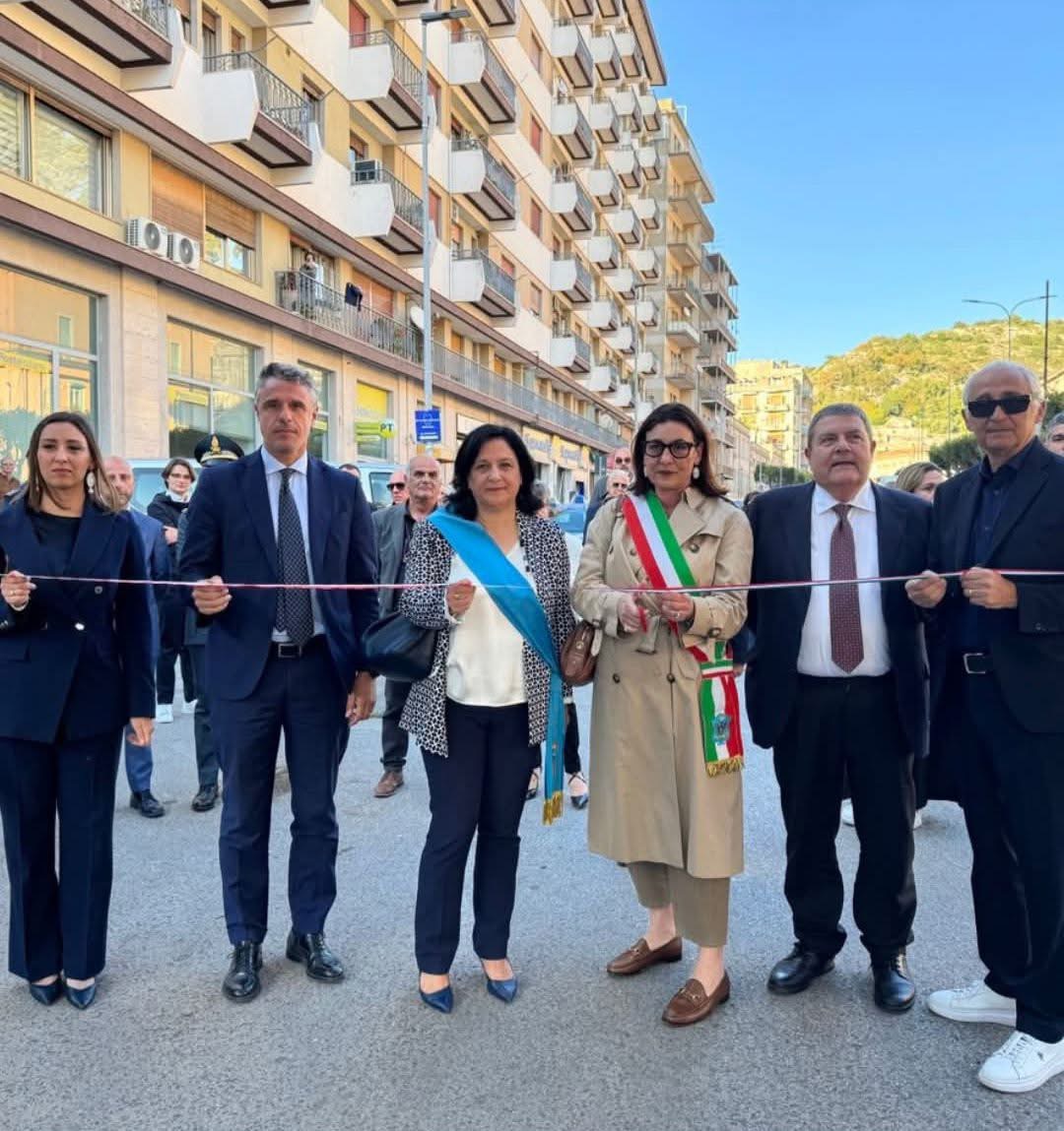 Modica, Expo della Contea, inaugurazione in pompa magna ma senza visitatori