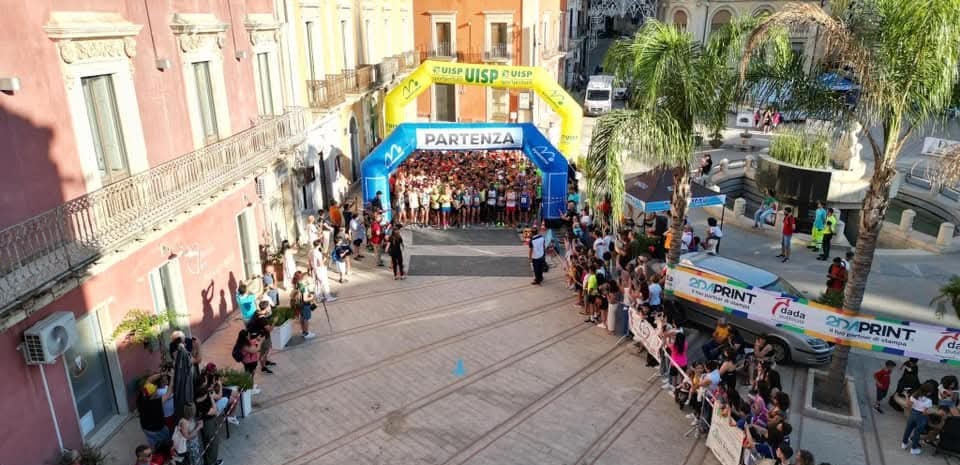 ComisoRace: domani la II^ edizione, boom di iscritti e spettacolo assicurato con atleti di spessore