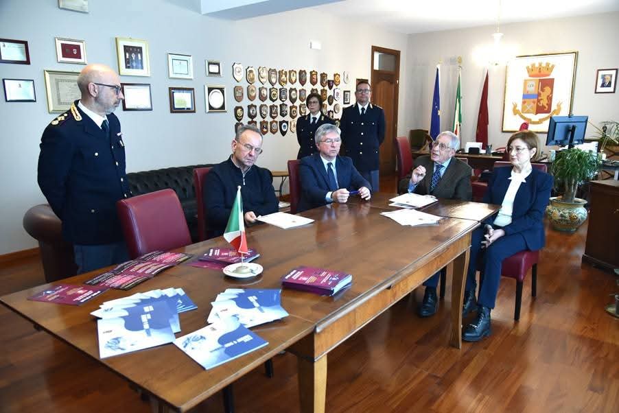La Polizia di Stato e il Comune di Vittoria insieme contro la violenza di genere