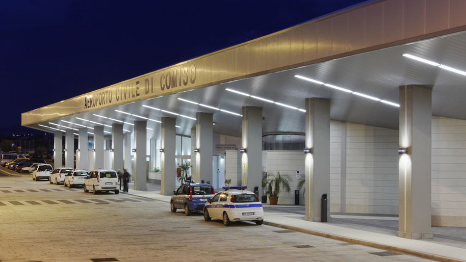 Aeroporto: basta lacrime di coccodrillo. Venerdì la manifestazione alle ore 19,00 di 5Stelle