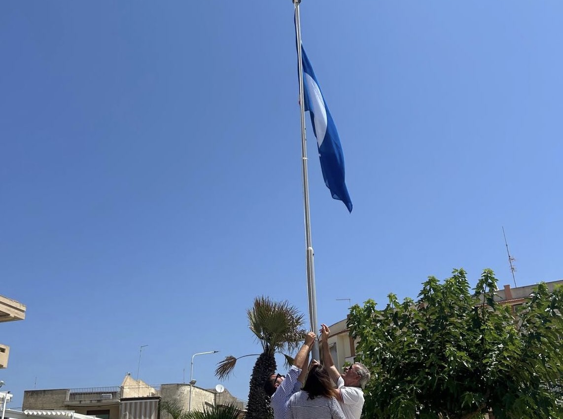 Modica, da sabato la bandiera blu che sventola nelle frazioni segna l’inizio della stagione