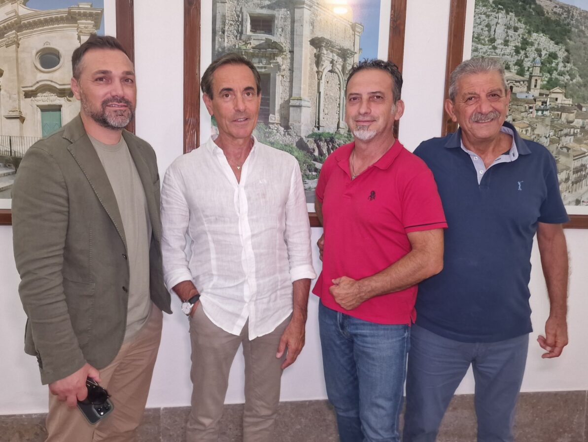 Ragusa, gestione rifiuti, dopo la terza proroga Pd e Territorio chiedono commissariamento