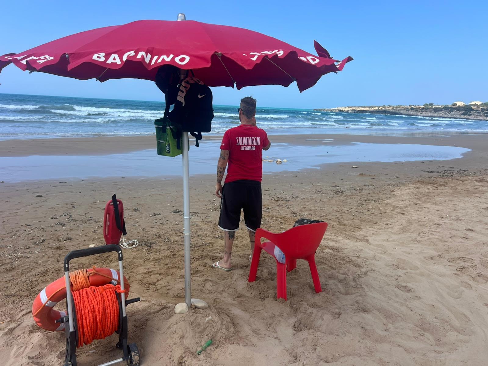 Scicli, Bandiera Blu: attivi i bagnini comunali nelle spiagge di Costa di Carro e Pisciotto