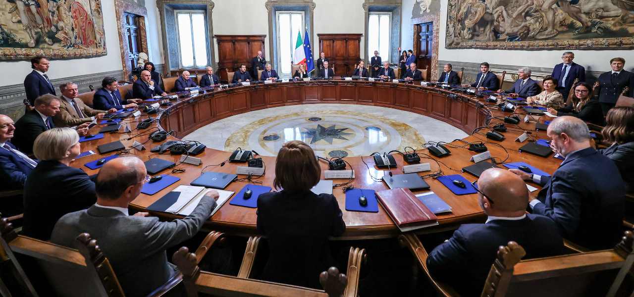 Il Consiglio dei Ministri approva, era ora dopo 80 anni, norma attuazione dello Statuto siciliano