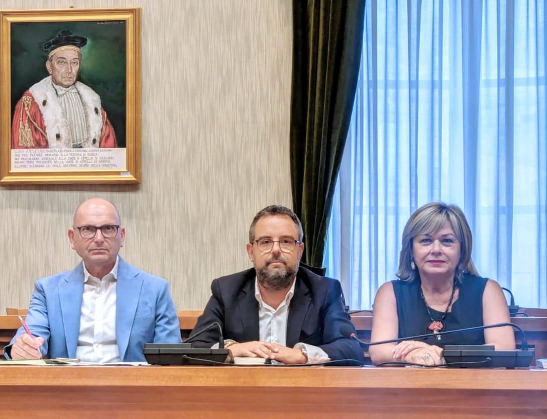 Modica: si costituisce in consiglio il gruppo “Voce Libera” composto da Aurnia, Cascino e Civello