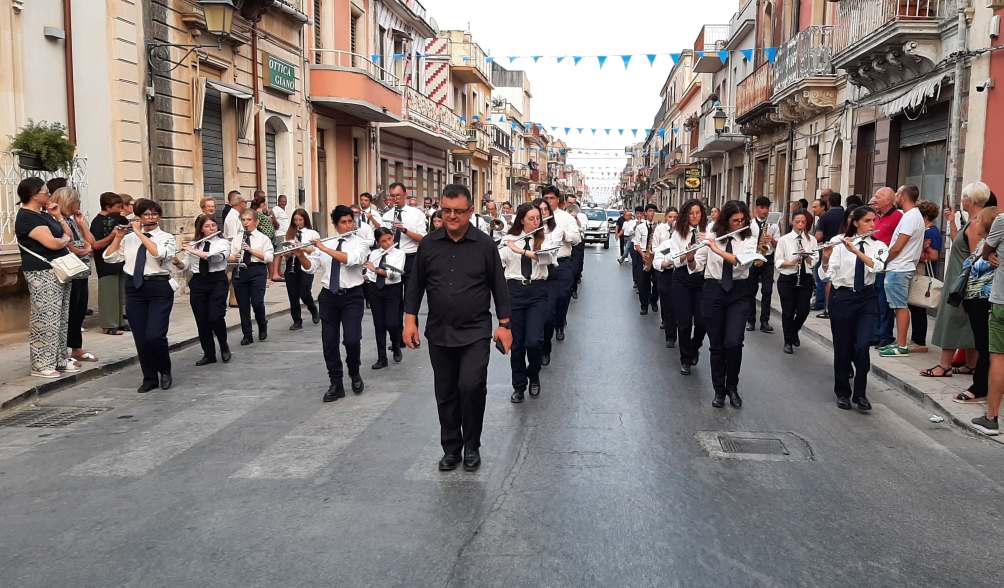 42° Raduno Bandistico “Cirinnà” a Canicattini Bagni presenti le bande di Scicli e Comiso