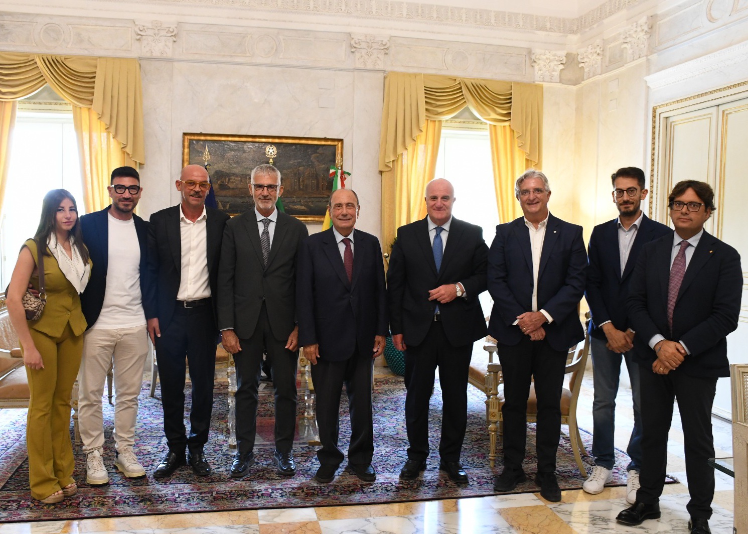 Ragusa, ufficialmente in FI, sindaco, vice, 1 assessore, presidente del Consiglio e 3 consiglieri