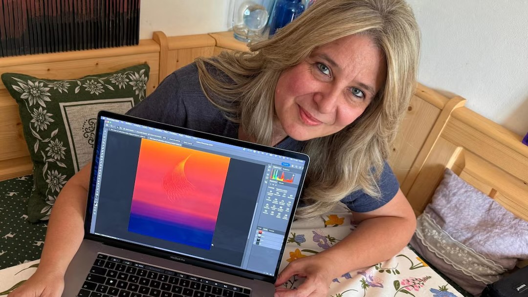 L’astrofotografa Marcella Giulia Pace premiata per “La Luna come capelli mossi dal vento”