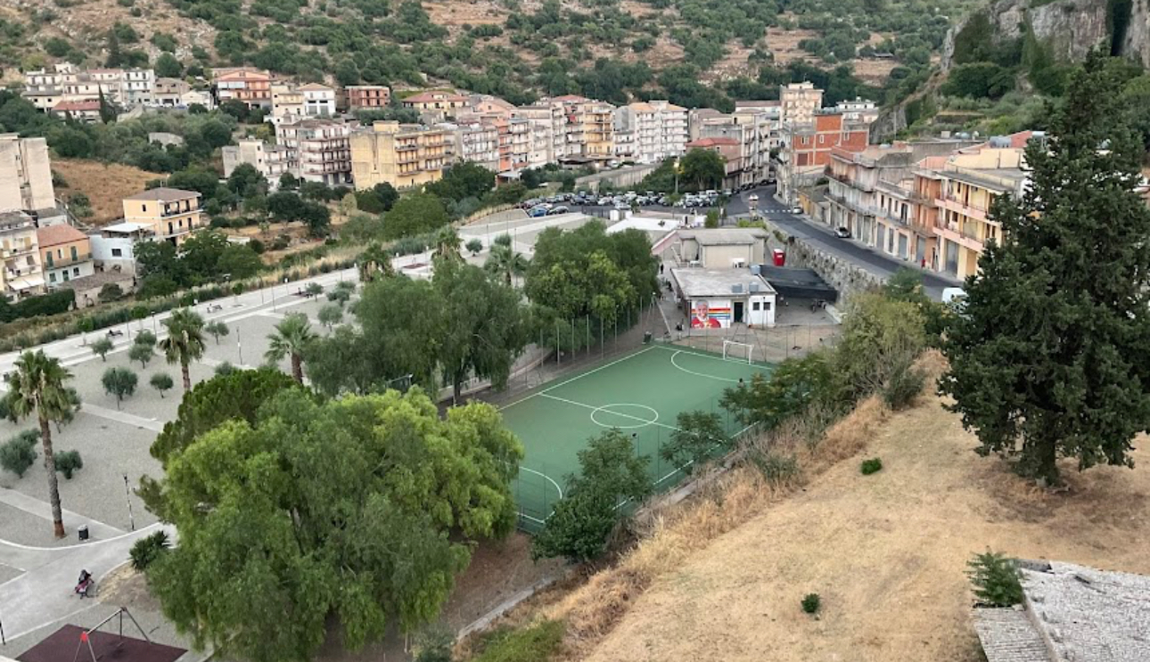 Modica, Parco Urbano “Padre Basile” la consigliera Frasca denuncia lo stato di degrado