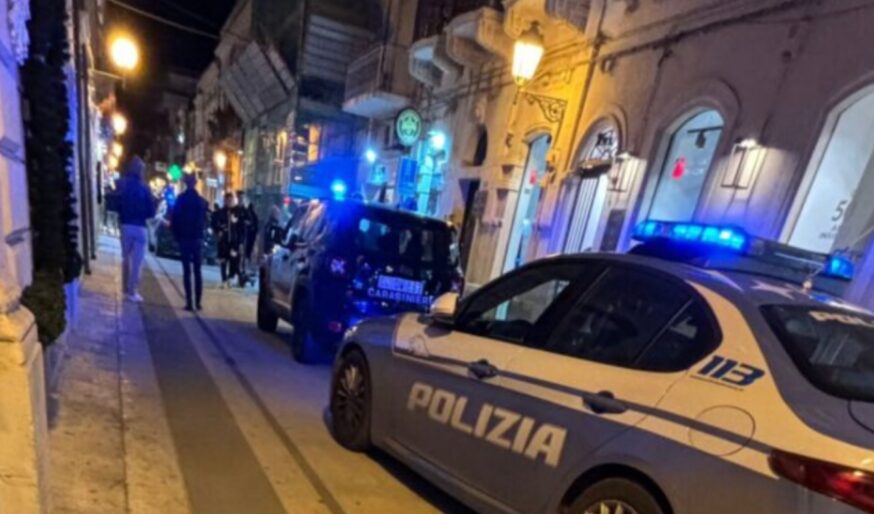 Baby gang aggredisce un trentenne in via Cavour: nuova ondata di paura a Vittoria