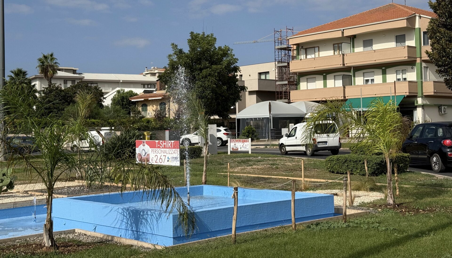 Al Polo Commerciale di Modica la Edilgarden restaura gratuitamente dopo 20 anni la fontana
