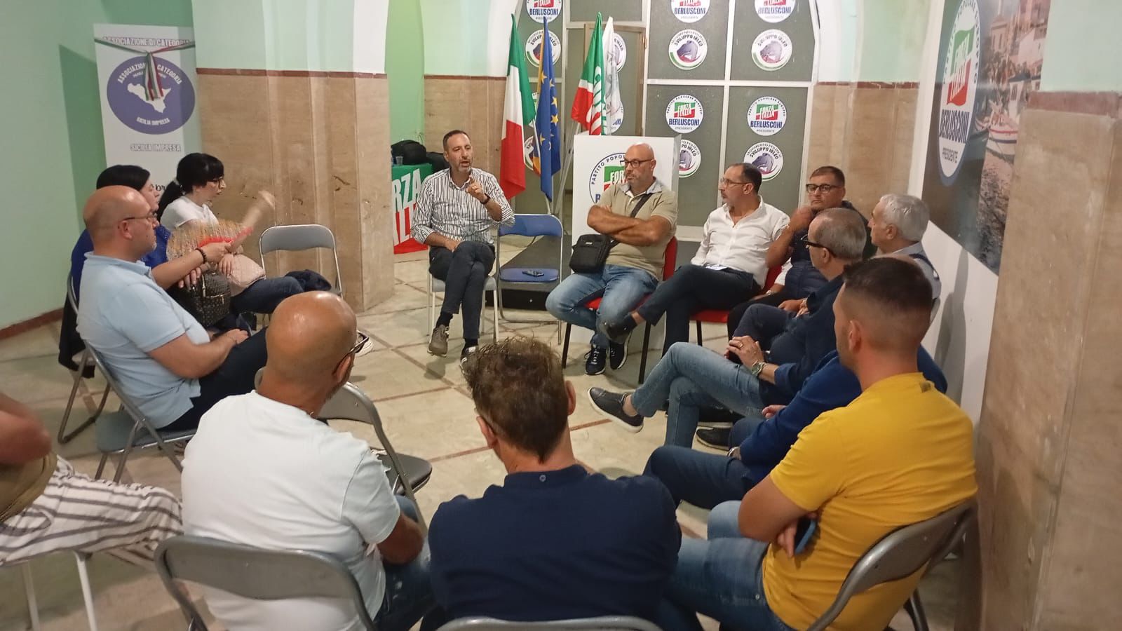 La segreteria di Forza Italia di Vittoria riunita sulla situazione politica in città