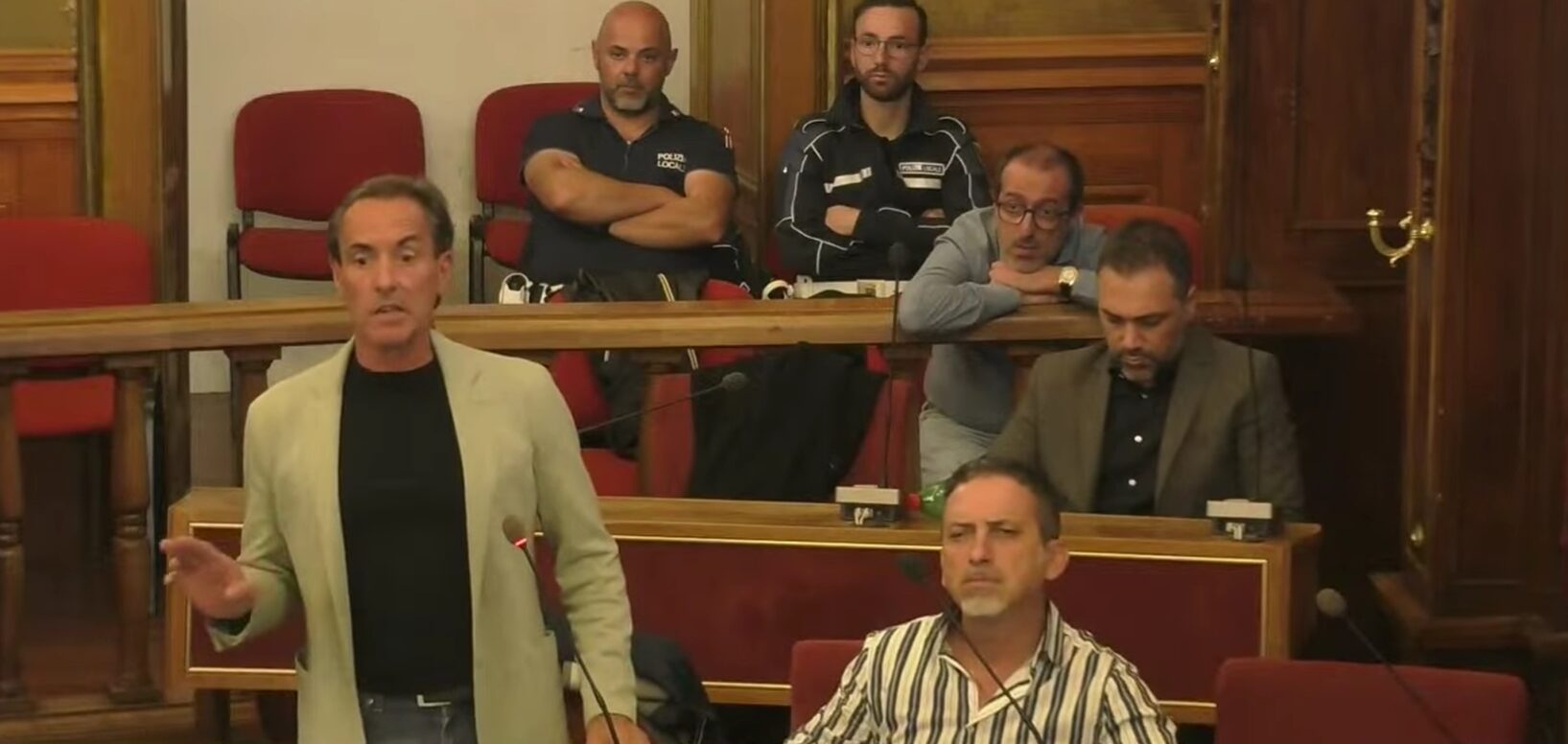 Beneficenza o business? Il caso dell’Opera Pia spacca il Consiglio comunale di Ragusa