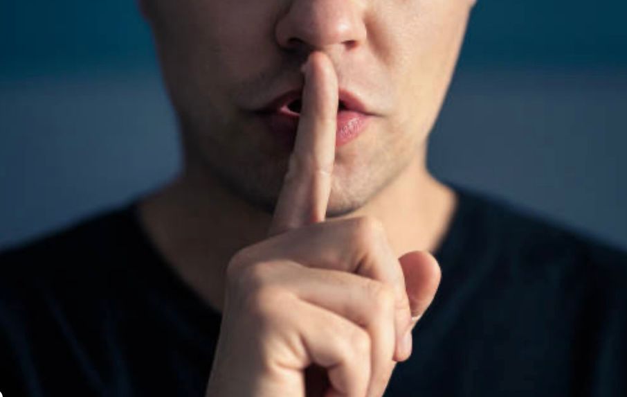 La solitudine che sboccia nel silenzio, le riflessioni della psicoanalista Rossana Kopf