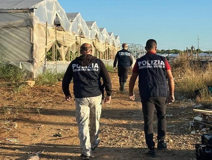 Vittoria, contrasto al caporalato, controlli e denunce della Polizia di Stato