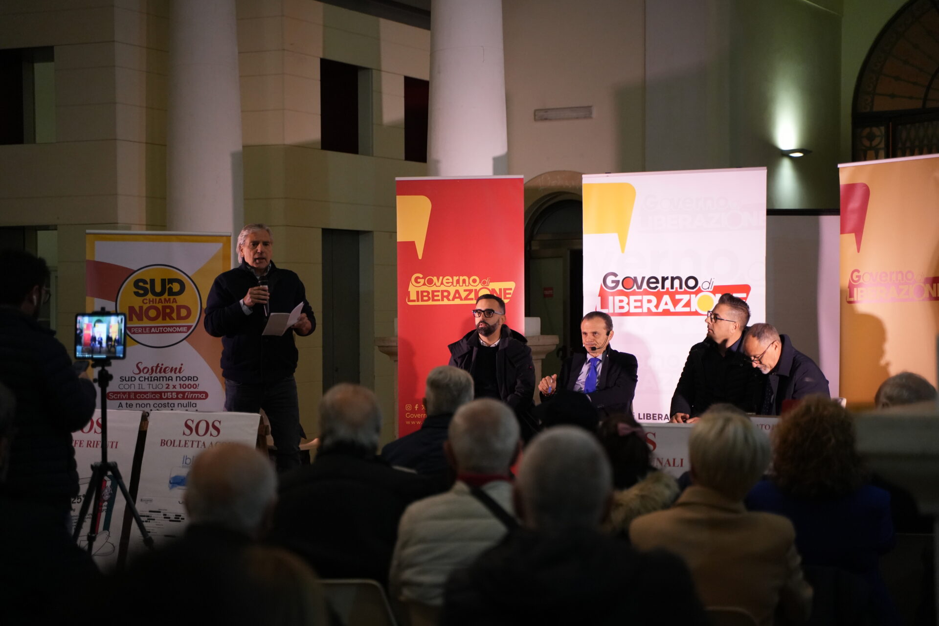 Ad Ispica Cateno De Luca, lancia il suo Governo (regionale) di Liberazione. (Video Intervista)