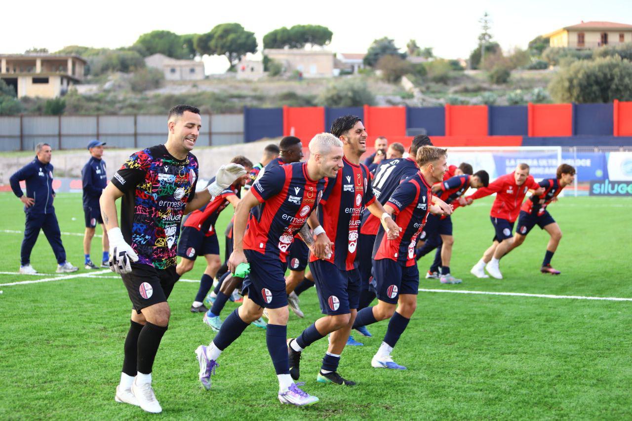 Con una cornice di pubblico stupenda, il Modica Calcio si impone 1-0 sul Vittoria