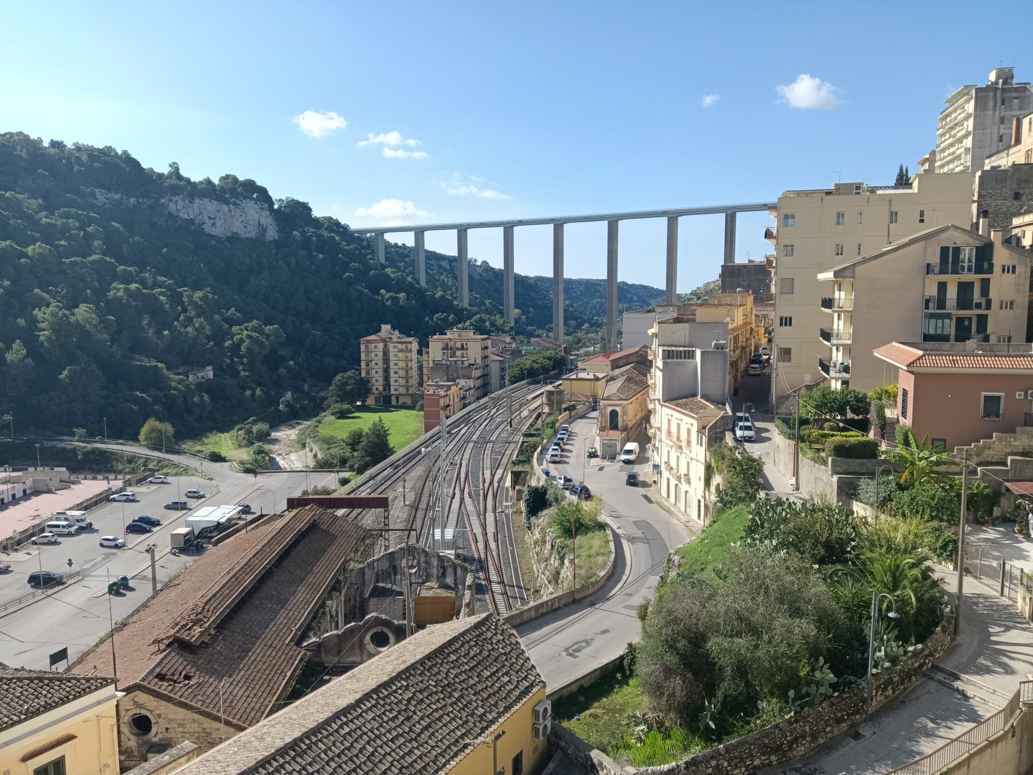 Nuovo rinvio, treni ancora fermi sulla tratta Ragusa-Siracusa: solo autobus