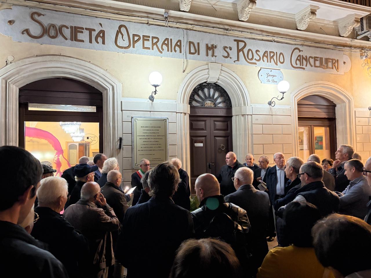 Vittoria, scoperta targa per celebrare il bicentenario di Rosario Cancellieri