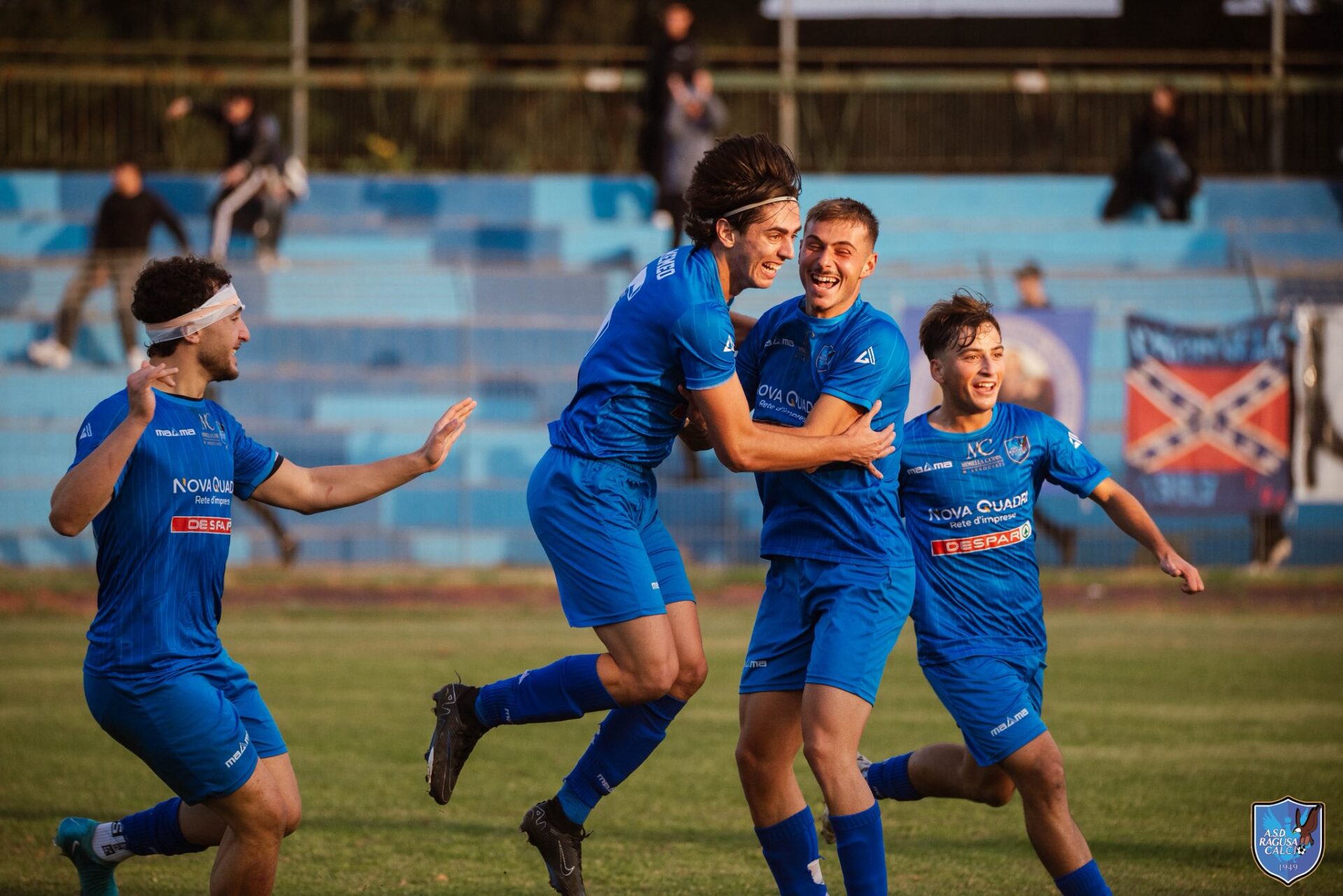 Il Ragusa mette la freccia: vittoria d’oro nel derby con l’Acireale e aggancio in classifica