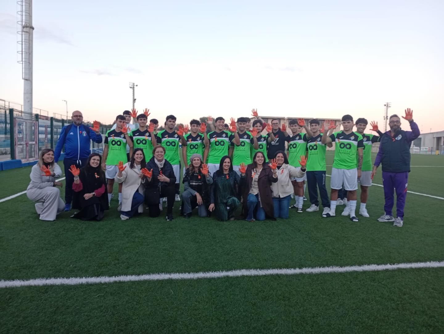 ASD Pozzallo e Inner Wheel Club Rosa Marina “in Campo per le Donne”