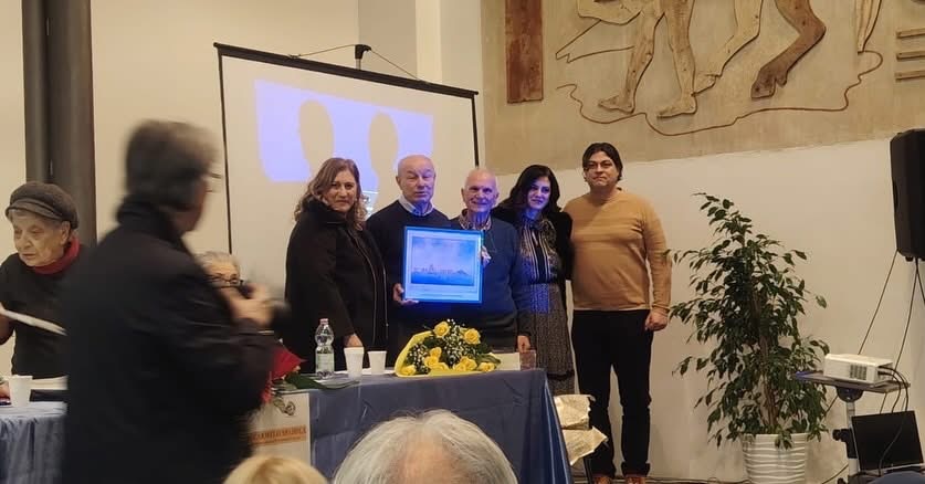 Pozzallo, il Comune ricorda il brillante prof Spadola scomparso a gennaio a soli 44 anni