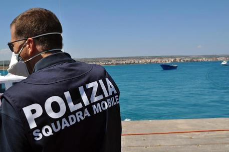 Pozzallo, arrestato latitante appena sbarcato dal catamarano da Malta