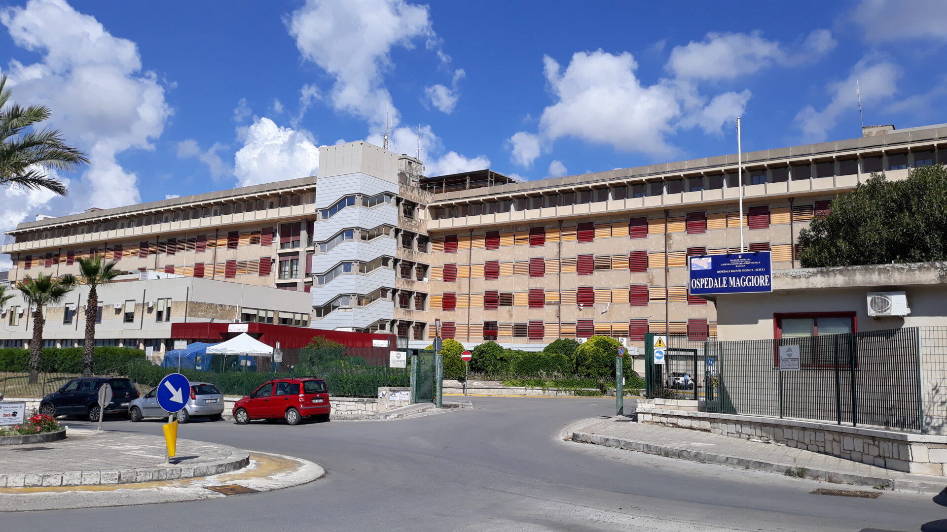 Infettivologia concentrata a Modica, a Ragusa i posti letto vanno a Oncologia e Urologia