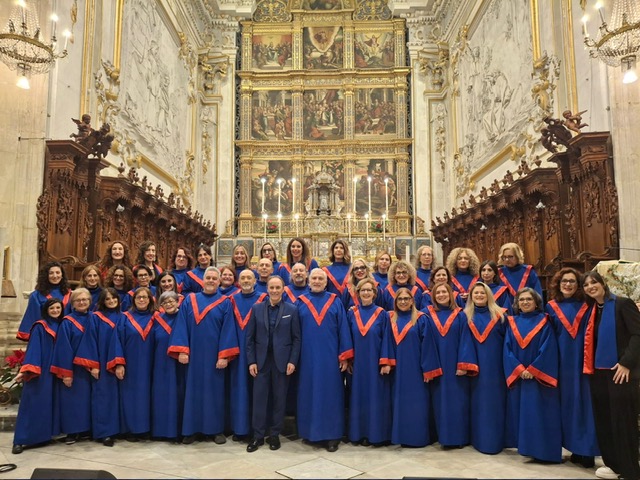 Modica, Duomo di San Giorgio gremito per il concerto di Natale del Modica Gospel Academy