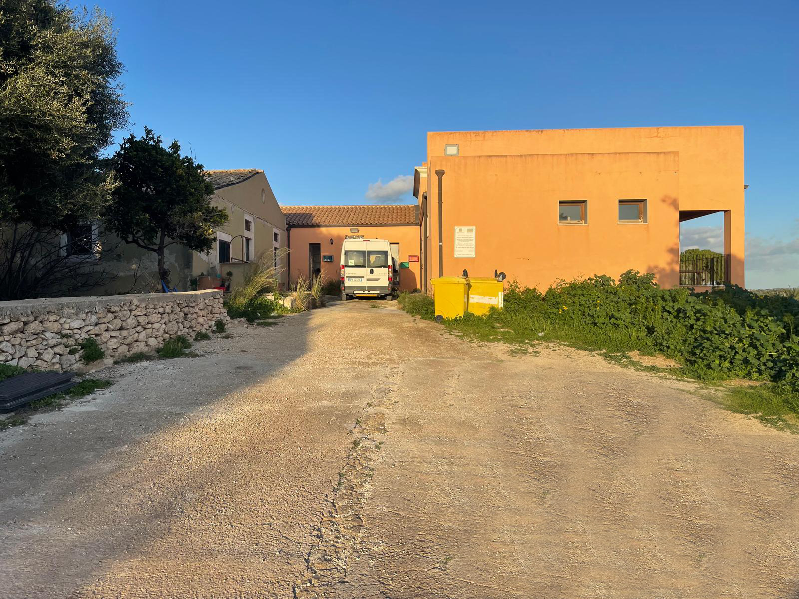 Pozzallo, dal sequestro alla rinascita, a Scaro nasce il Villaggio della Solidarietà