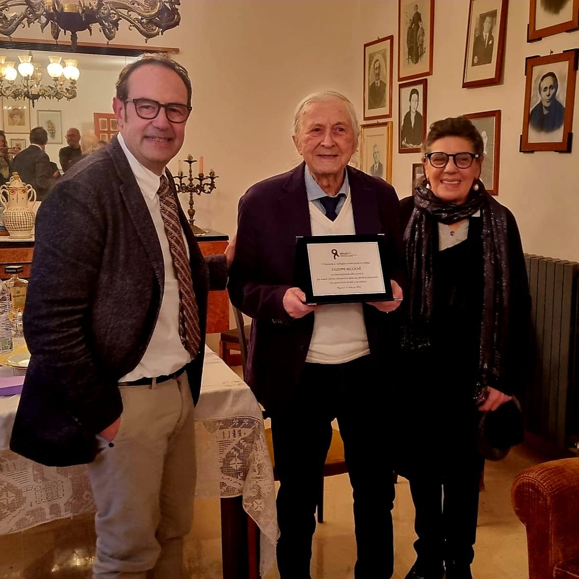 Santa Croce, l’Ordine degli Architetti consegna la targa alla carriera a Giuseppe Miccichè