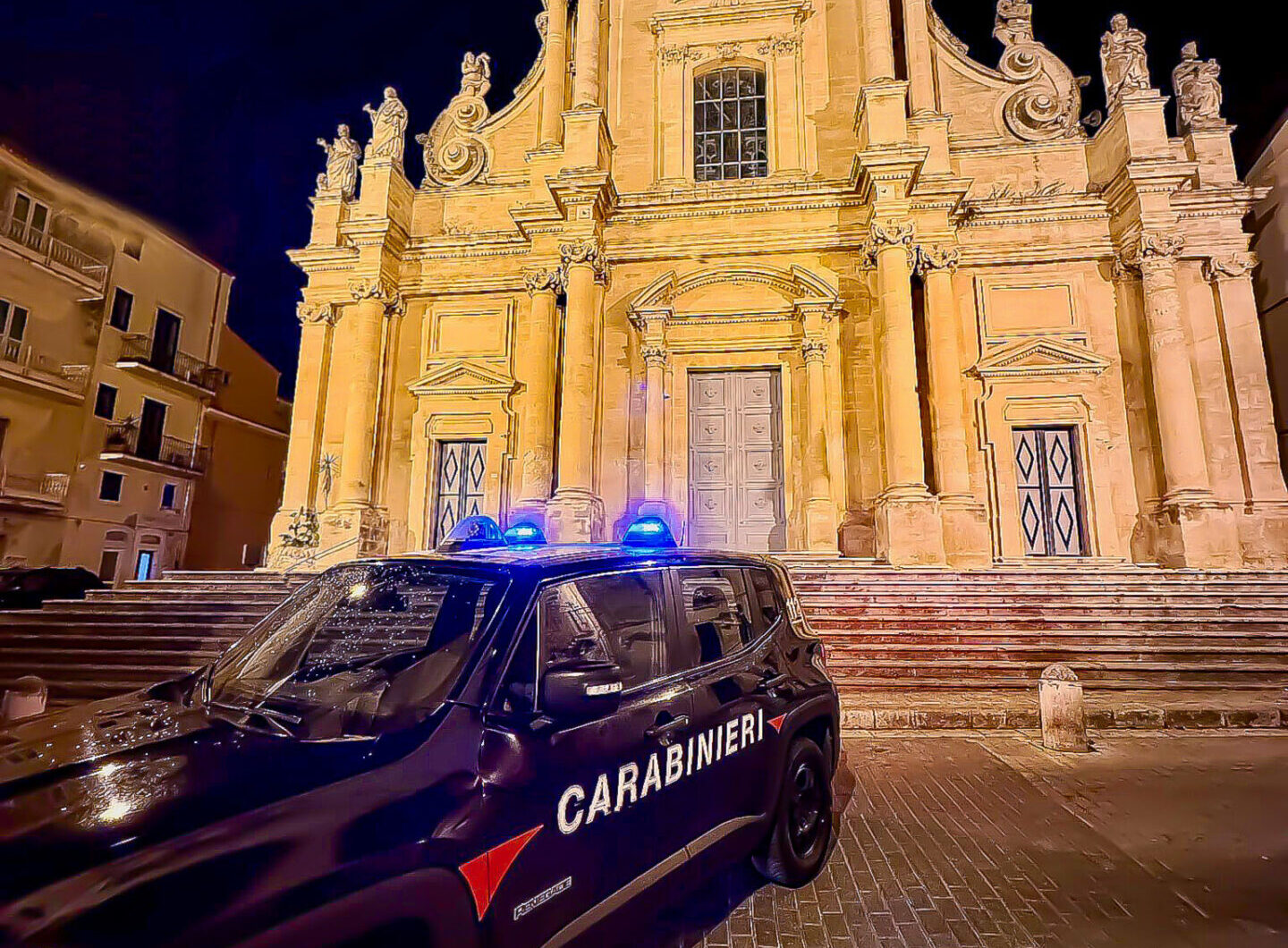 Incubo in famiglia a Ragusa, arrestato il figlio violento