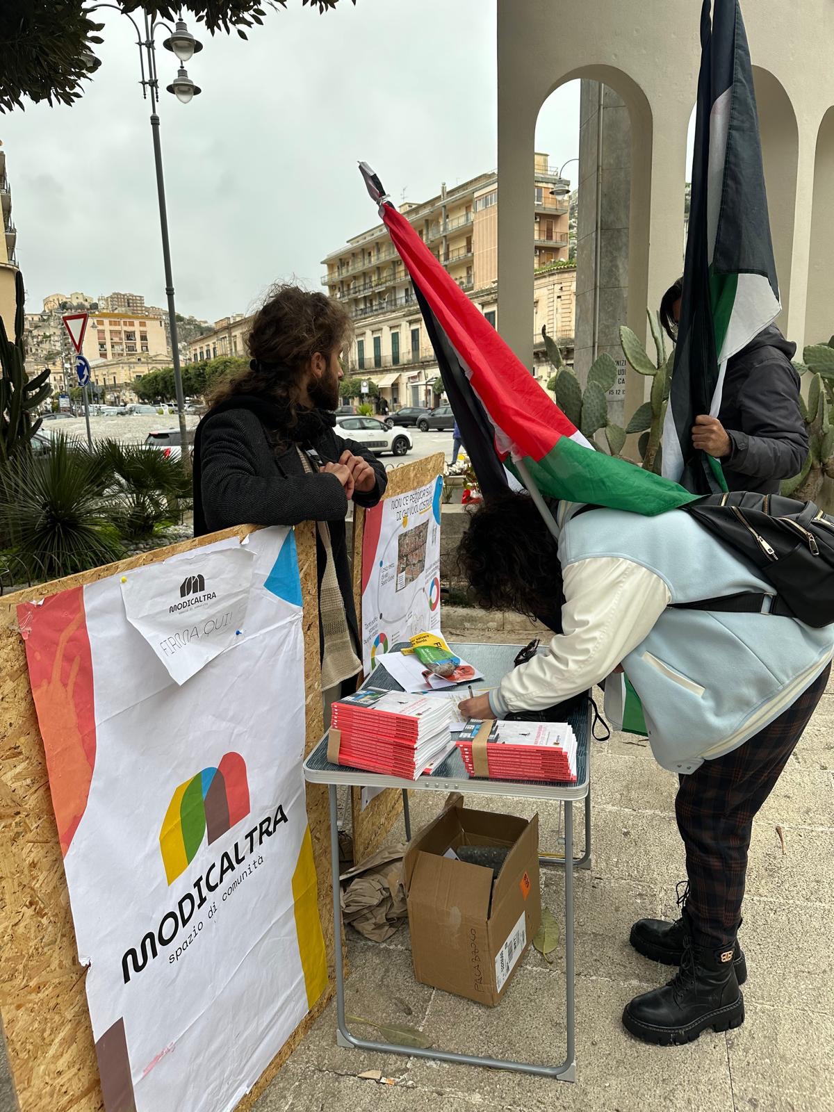 Modica, continua la raccolta firme per salvare il quartiere Sorda in vista dei tavoli tecnici a marzo