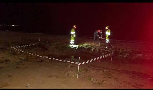 Ordigno della Seconda guerra mondiale riaffiora sulla spiaggia di Scoglitti
