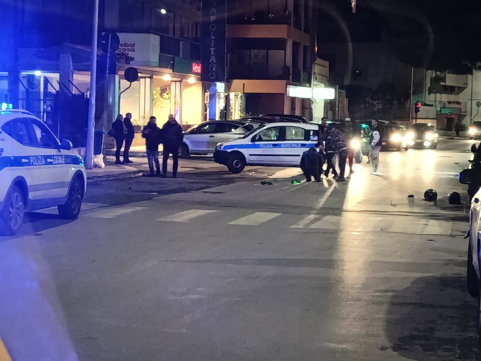 Vittoria, due centauri feriti in un incidente stradale, identificato il conducente fuggito