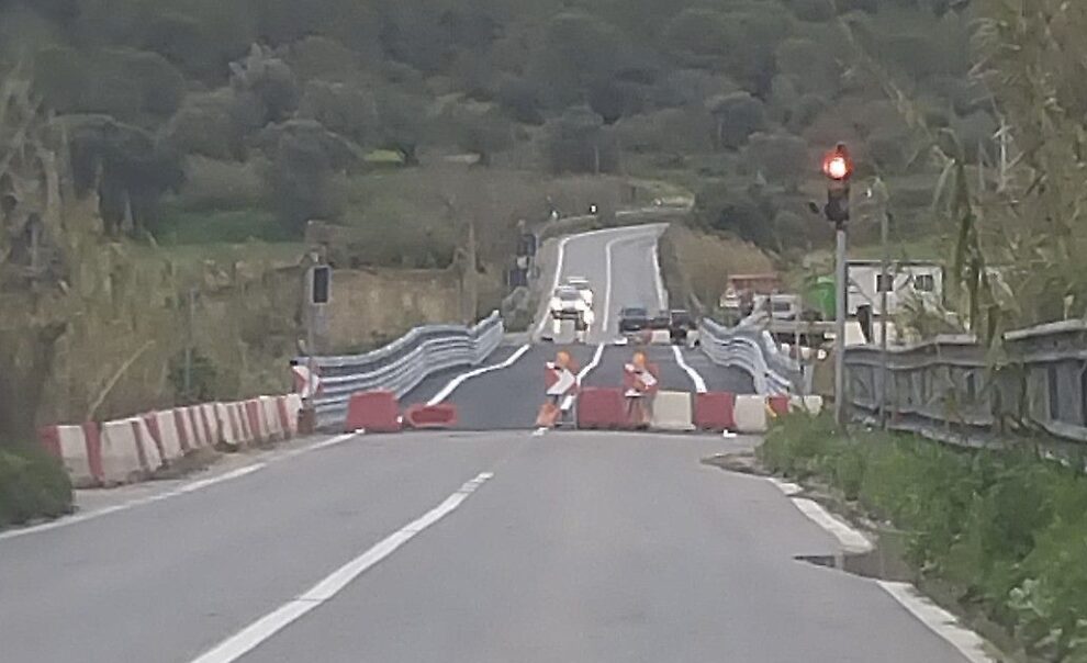 Ponte sul fiume Ippari, in corso il collaudo statico sulla SP18