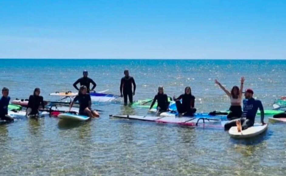Al Velico riapre la stagione e riparte il Windsurf Camp di Maganuco