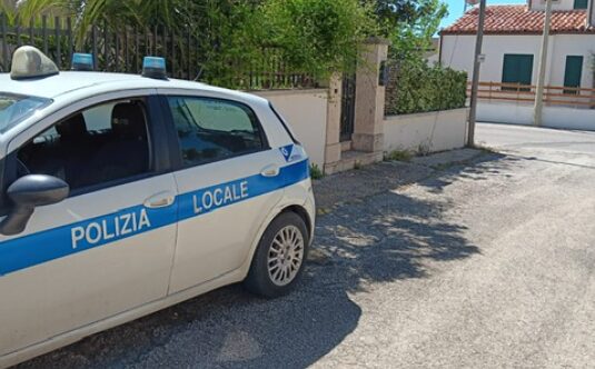 Abusivismo edilizio a Vittoria, dieci denunciati e immobile sequestrato