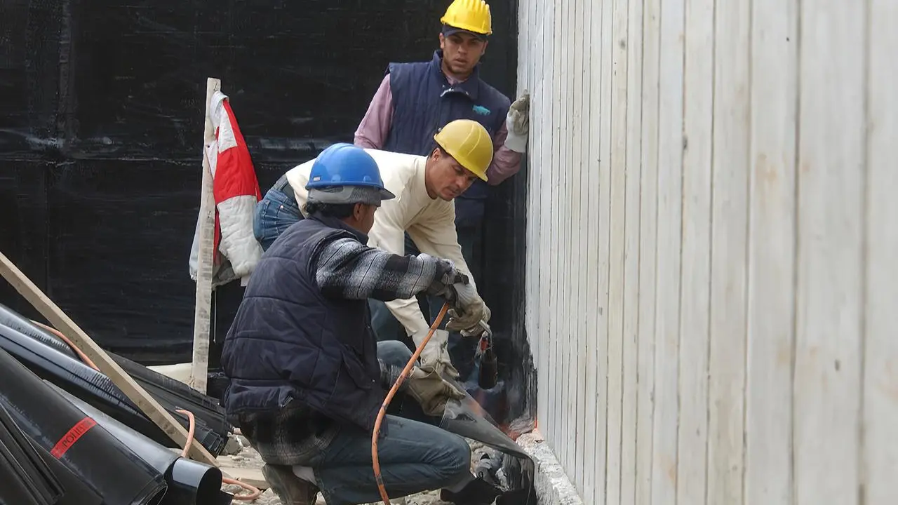 Fine dei bonus e cantieri in calo, timori anche per il settore edile ibleo