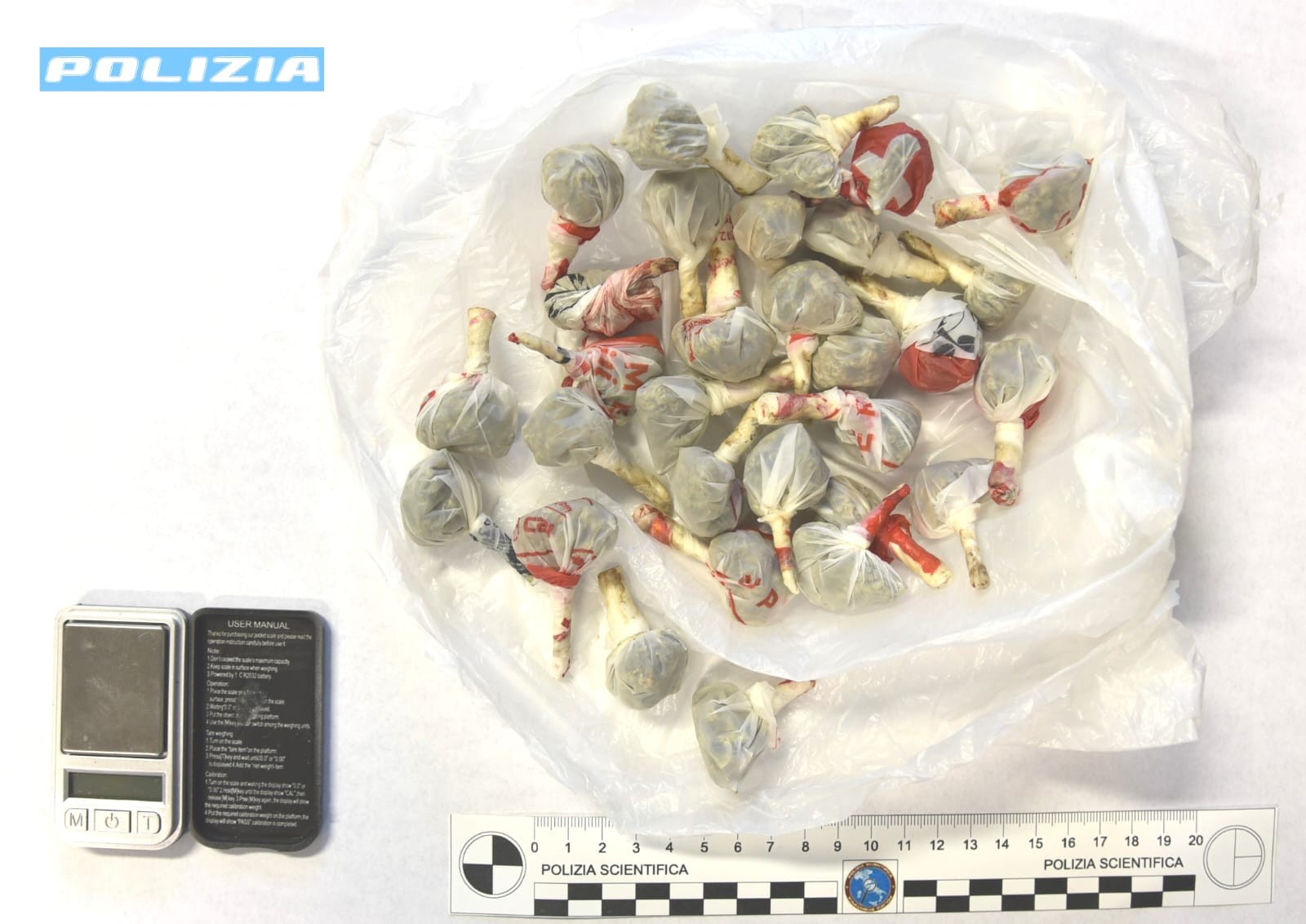 Droga pronta per lo spaccio in casa, arrestato un 22enne a Ragusa