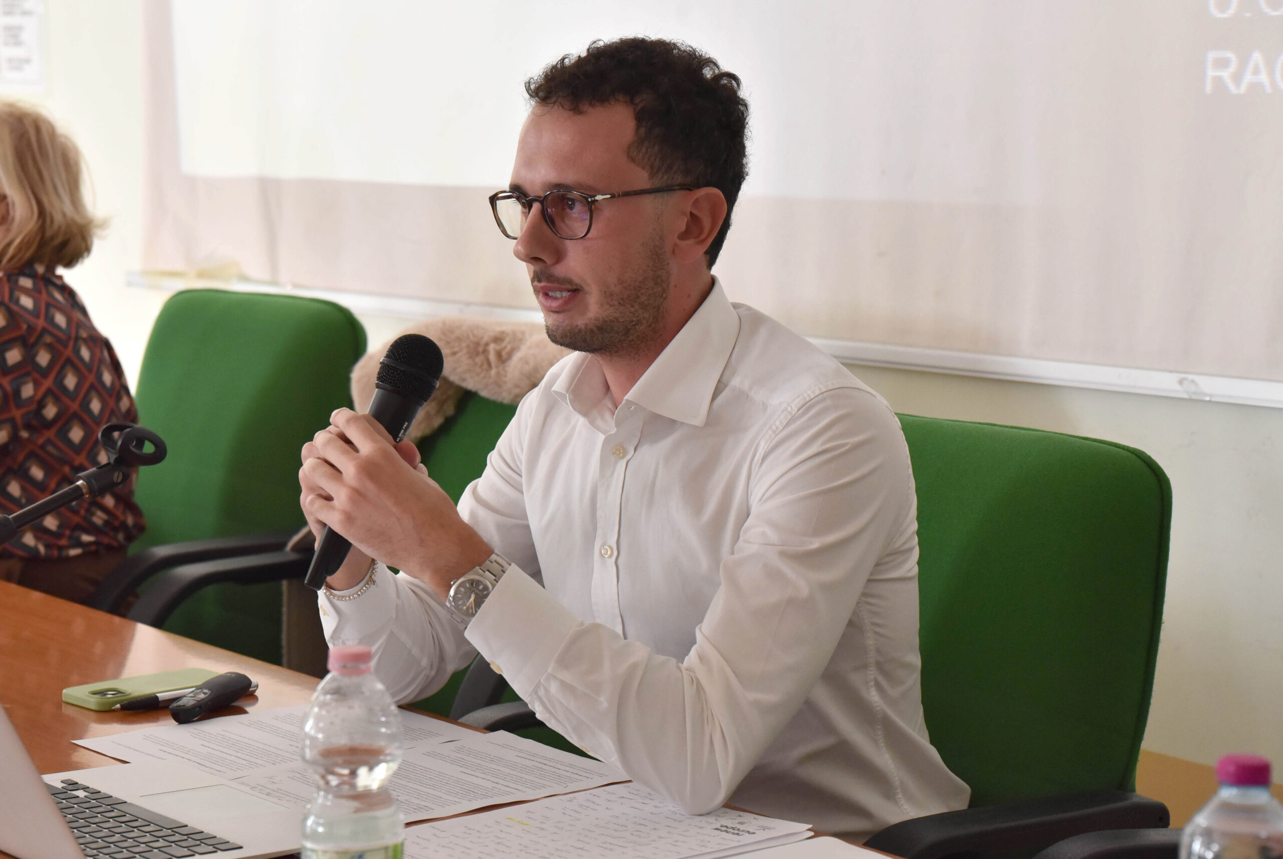 Marina di Ragusa, denunciato il furto del defibrillatore sul lungomare