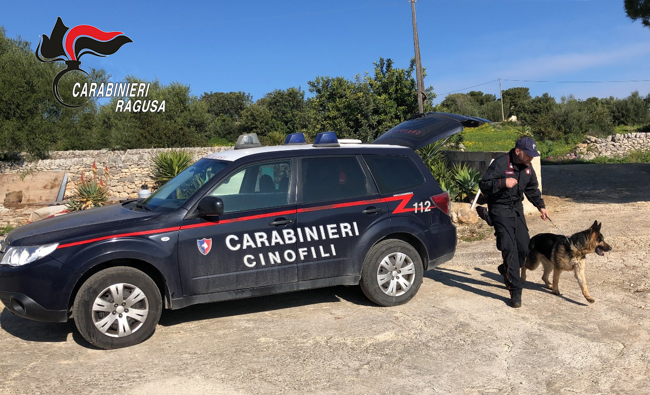 Nasconde la cocaina nel tapis roulant, blitz dei Carabinieri a Ispica
