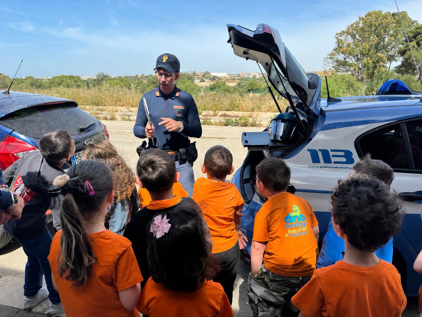 La Polizia di Stato incontra i bambini della scuola “Il paese dei Balocchi” di Pozzallo