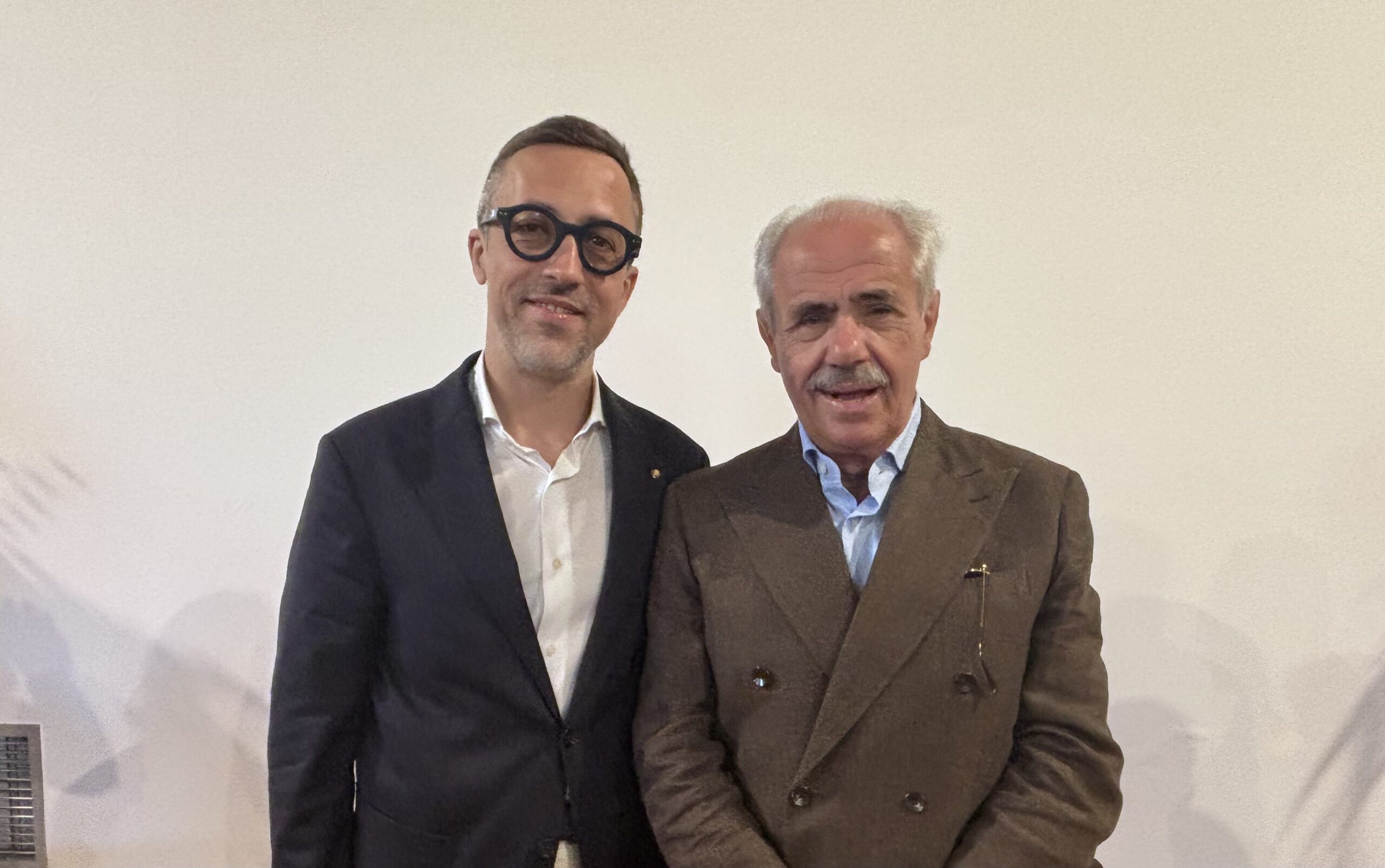 Lombardo annuncia il ritorno di Fidone nell’Mpa e rilancia l’autonomia dell’aeroporto di Comiso