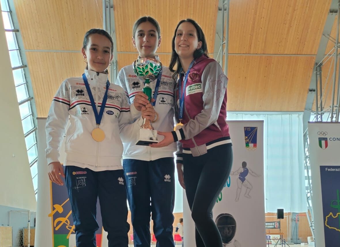Conad Scherma Modica chiude la stagione Under 14 con un doppio titolo ai Campionati Regionali