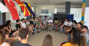 Marina di Modica, giovani da 7 Paesi per il progetto Erasmus+ “Seriously Funny”