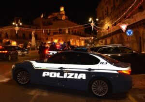 Mala movida tra Modica e Pozzallo, stop a due serate danzanti: scattano le denunce